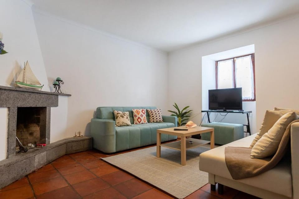 GuestReady - Casa dos Moinhos near the beach House in Azores District
