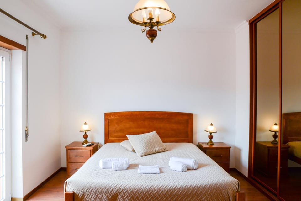 Bed, Photo of the whole room, Bedroom, towels, wardrobe