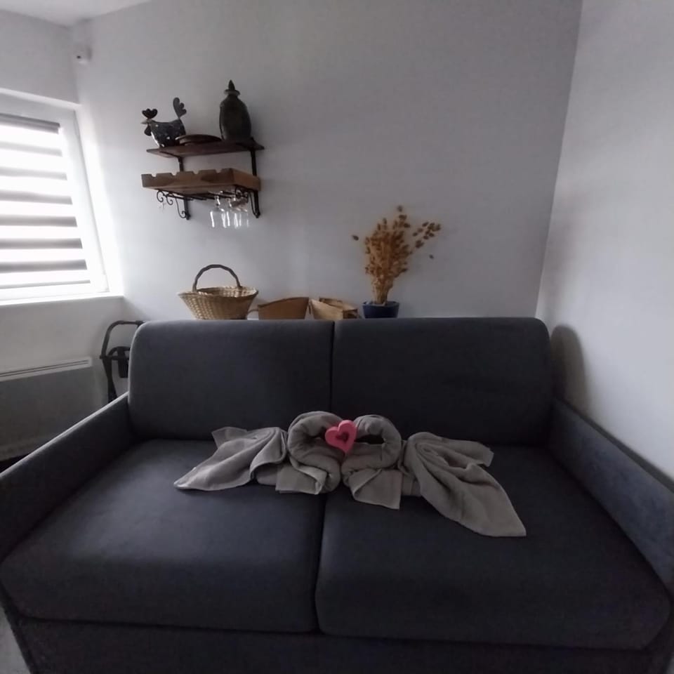 Le petit nid de Muzy House in Normandy
