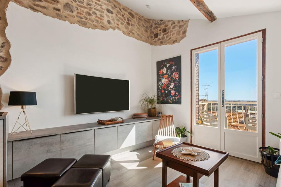 Property building, Living room
