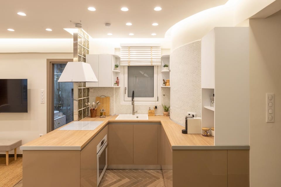 Studio Flat 21 at Evangelismos Metro STN Apartment in Athens