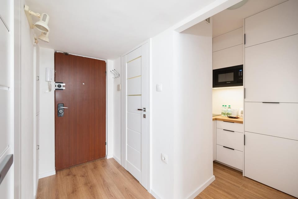 Kitchen or kitchenette, wardrobe