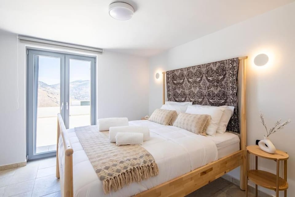 Kea 360 VILLAS- Dionysos Den Villa in Kea-Kythnos