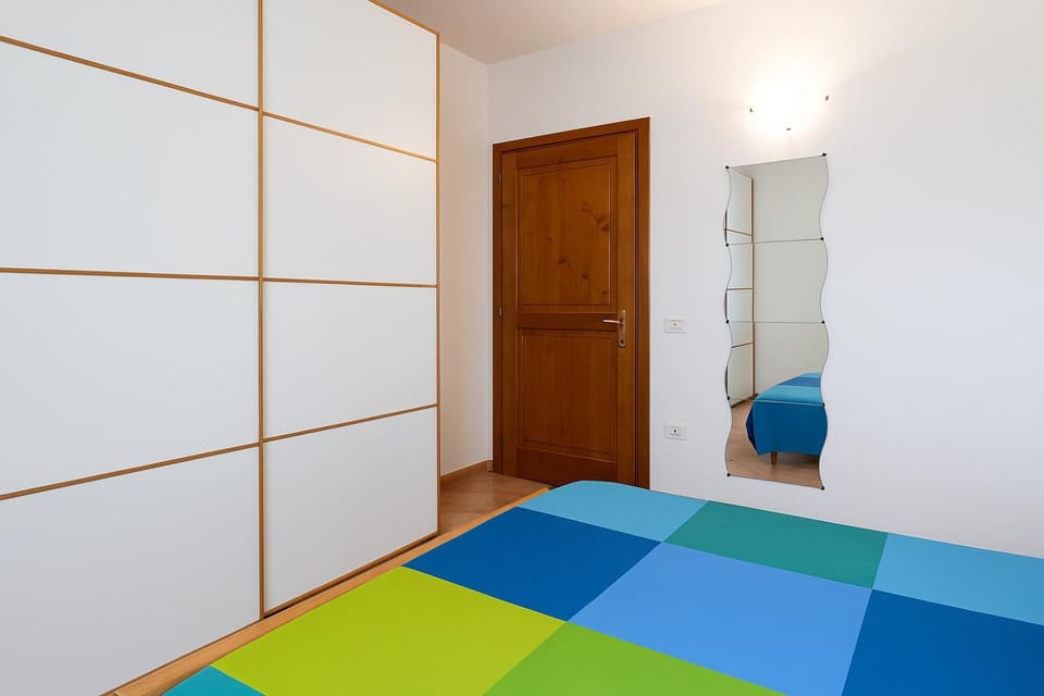 Bed, Photo of the whole room