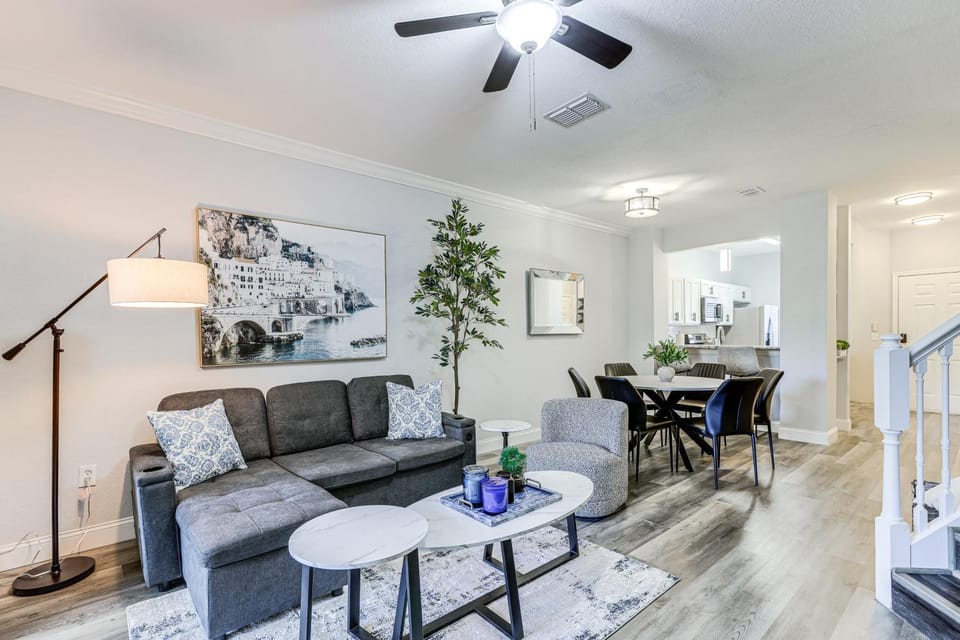 Tranquil Gainesville Gem w/ Lanai & Pool Access! House in Gainesville