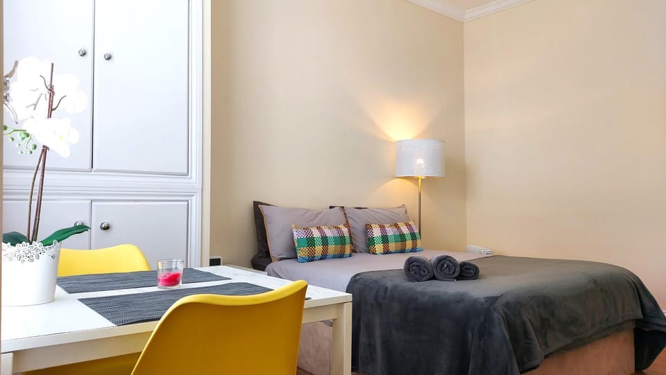 Bed, Bedroom, wardrobe