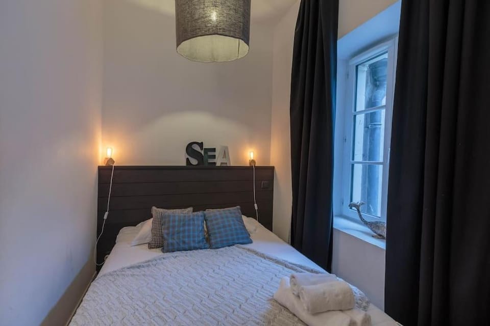 L'Olympe - triplex avec spa et rooftop Classé 4* Apartment in La Rochelle