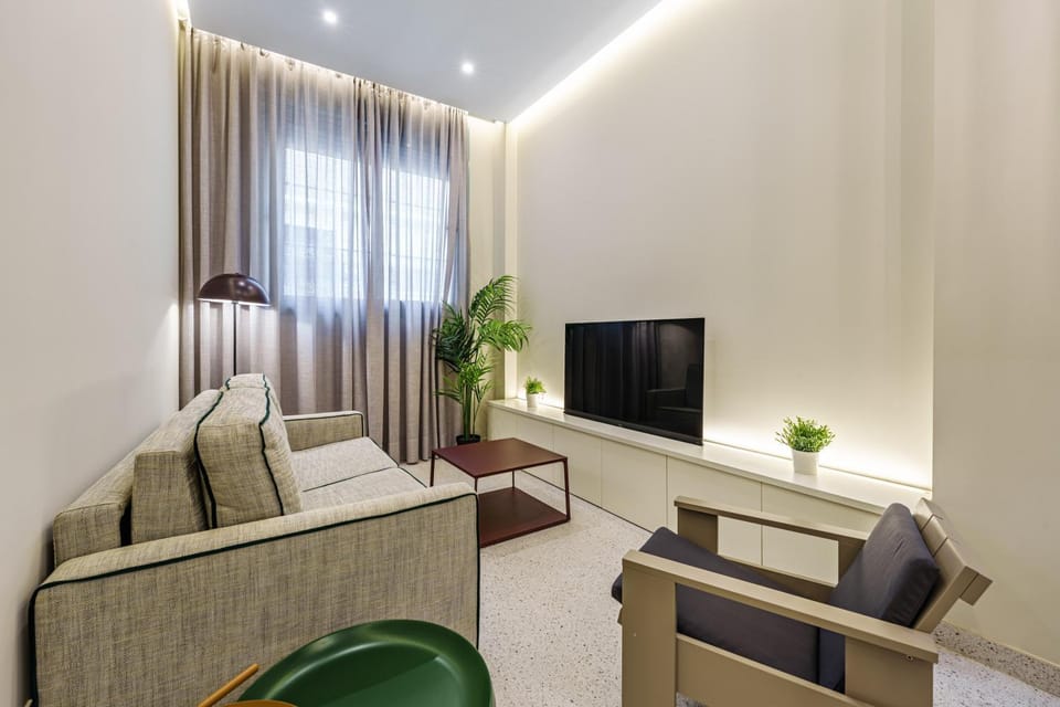 TV and multimedia, Living room, Seating area