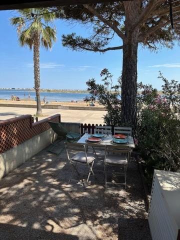 VILLA DU PIN - Les pieds dans l'eau - Gruissan Plage du Grazel House in Gruissan