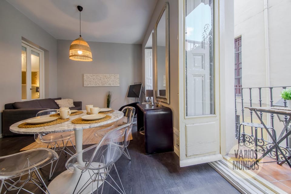 Great Apt para 6pax in the heart of Madrid Center Apartment in Centro