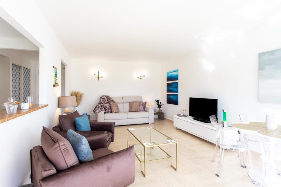 C7 Staywizus - 1 BDR Pointe Croisette 5min Sea - Parking, AC & Terrace Apartment in Cannes