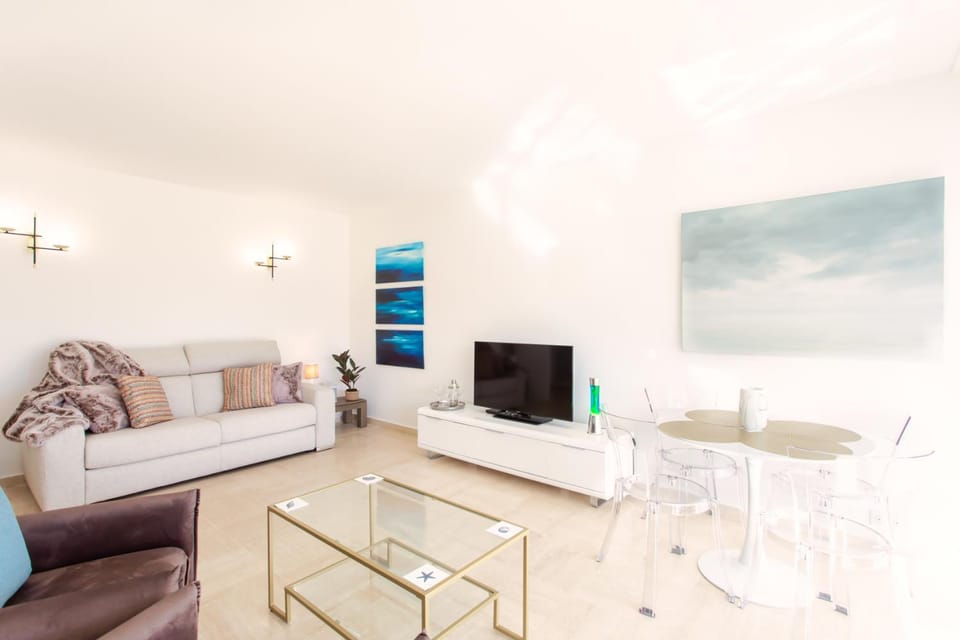 C7 Staywizus - 1 BDR Pointe Croisette 5min Sea - Parking, AC & Terrace Apartment in Cannes