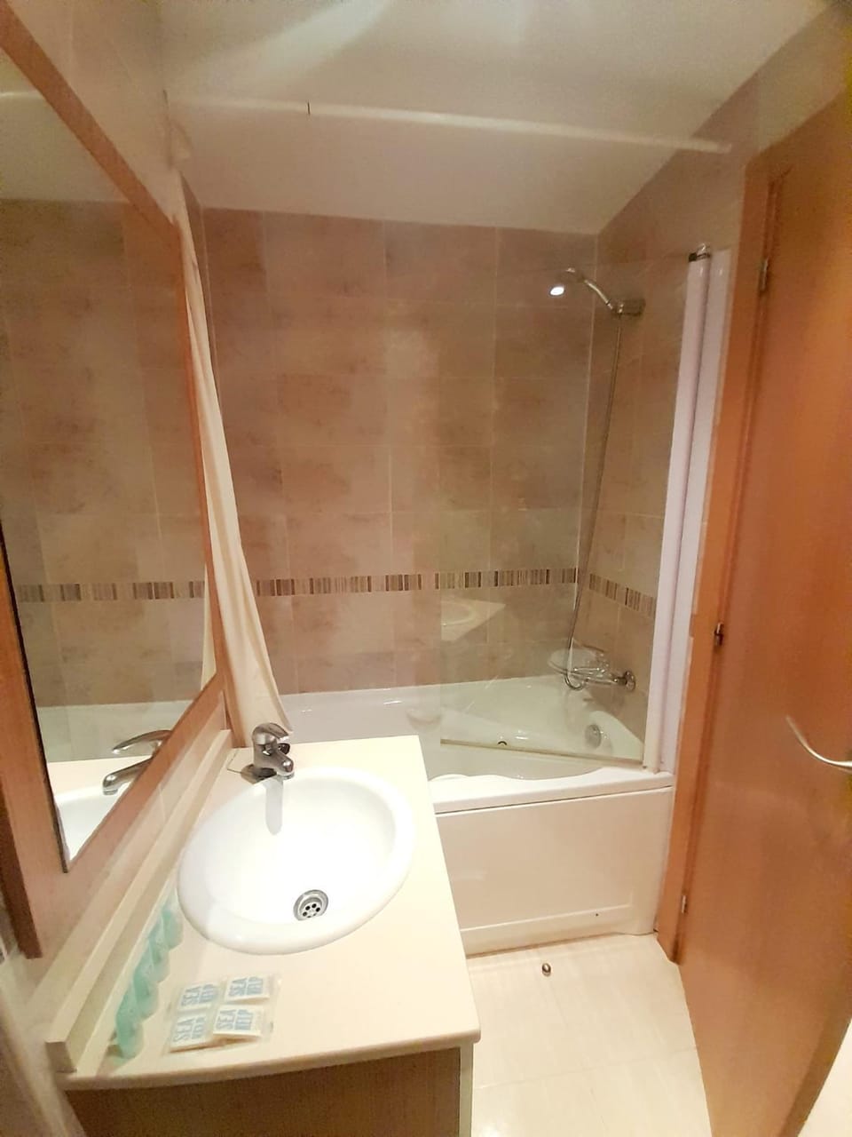 Bathroom, Bath