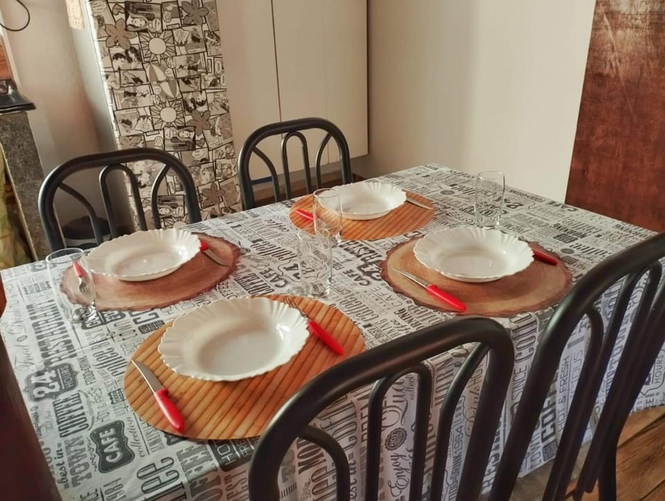 Dining area, Dinner