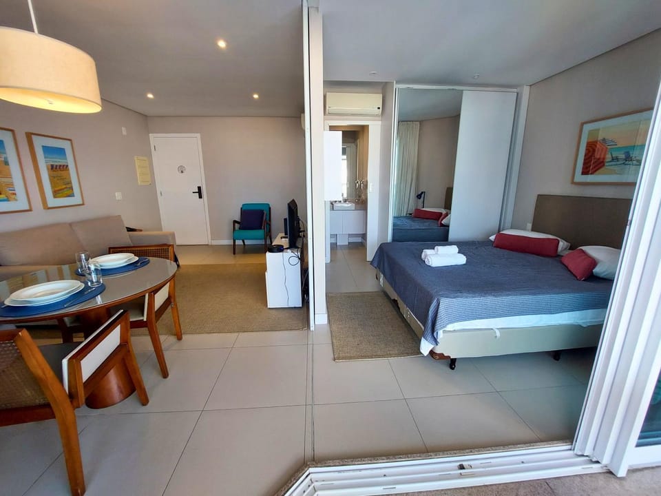 Kitchen or kitchenette, Living room, Dining area, Bedroom