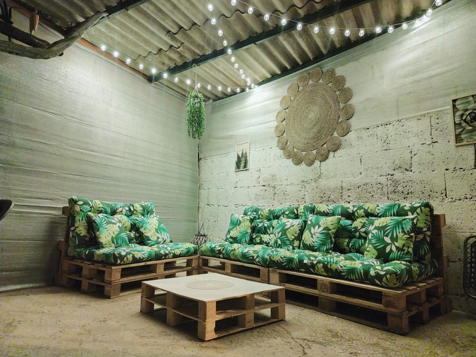 Off site, BBQ facilities, Entertainment