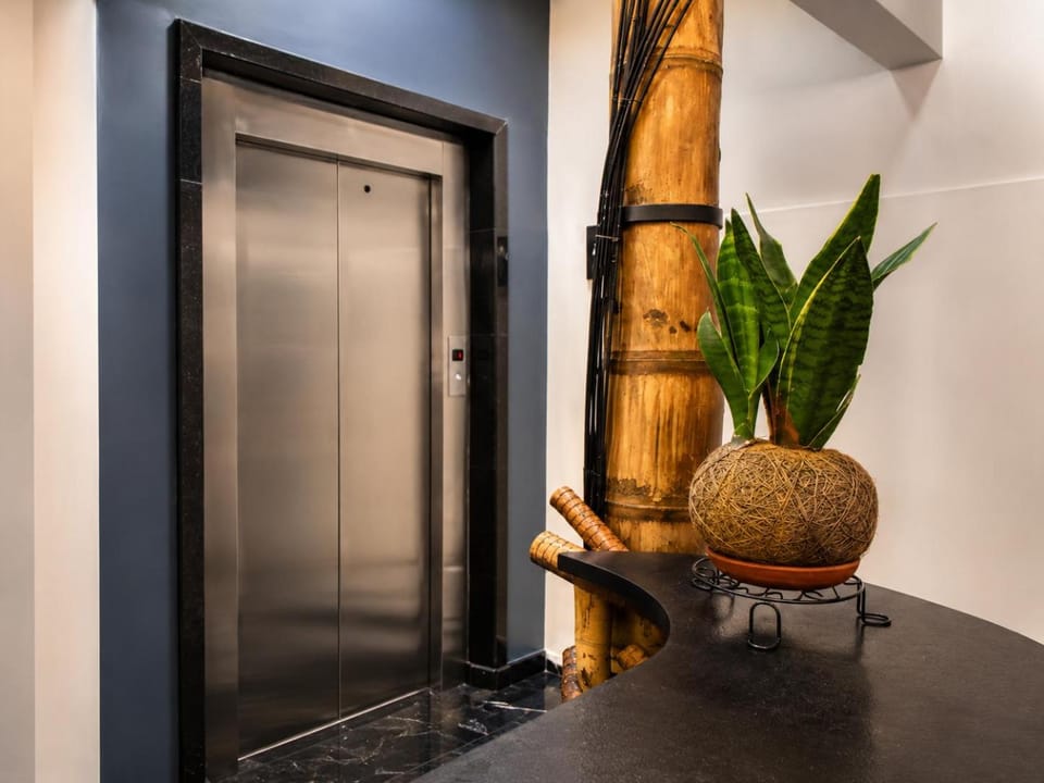 elevator
