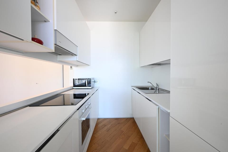 Kitchen or kitchenette, oven, stove