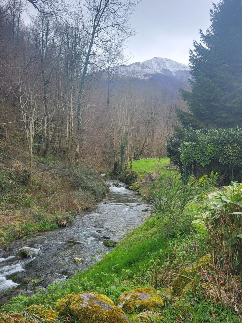 Nearby landmark, Natural landscape, Mountain view, River view