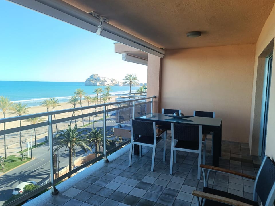 View (from property/room), Balcony/Terrace, Sea view
