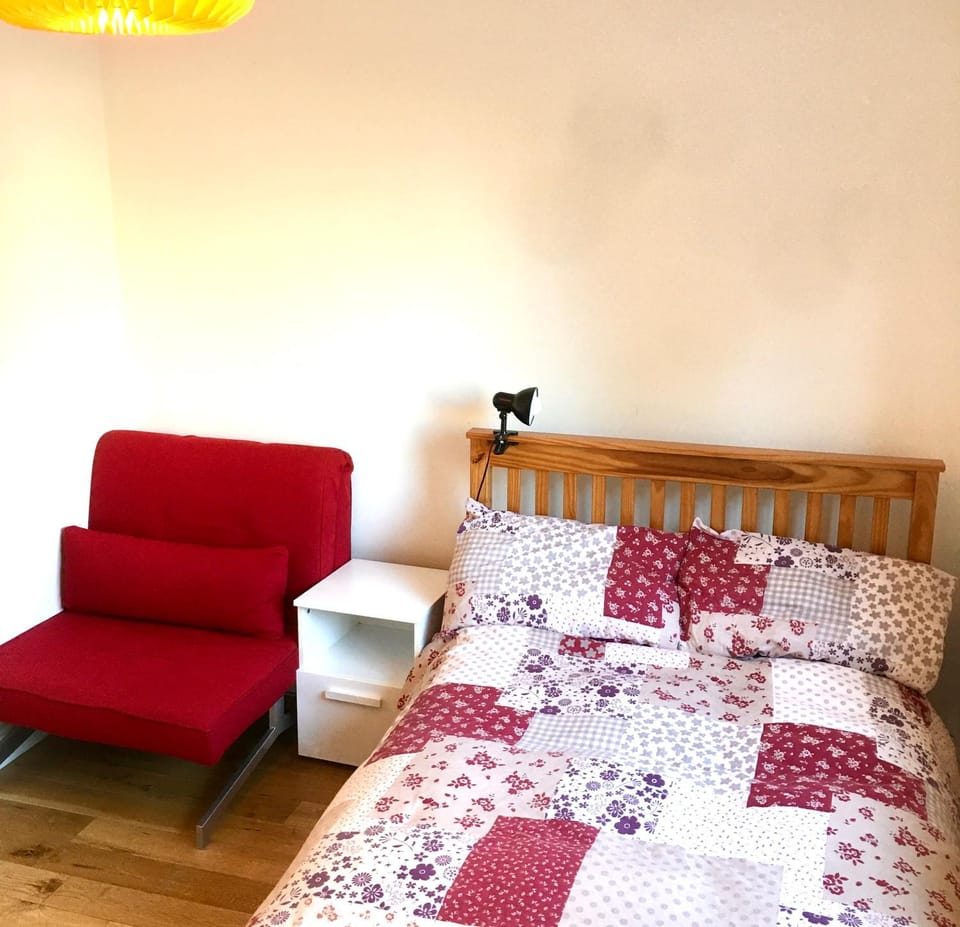 Waterloo Central London - Private Rooms in Shared Apartment Bed and Breakfast in London Borough of Southwark