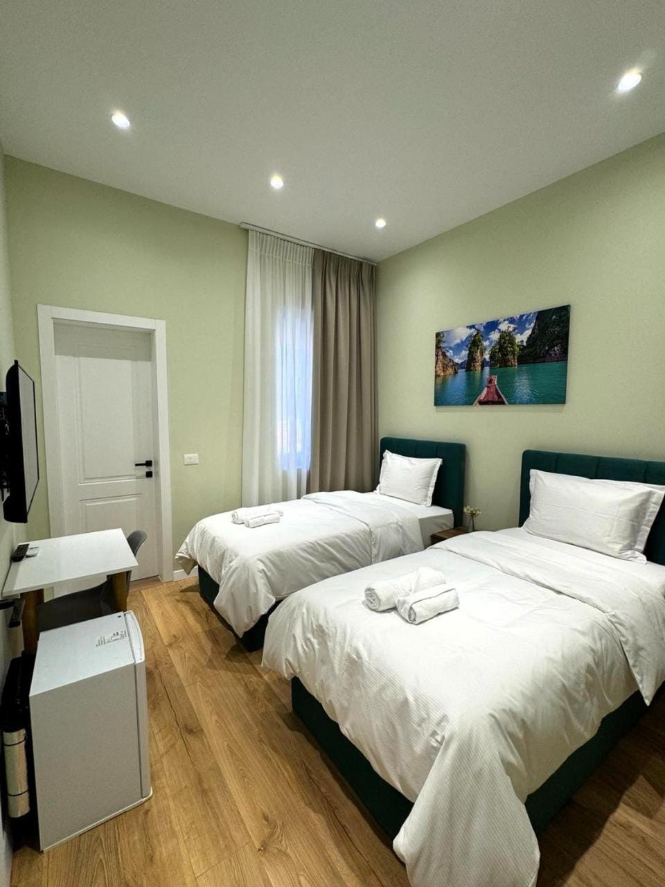 TV and multimedia, Bedroom, towels