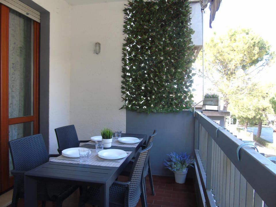 Balcony/Terrace, Balcony/Terrace