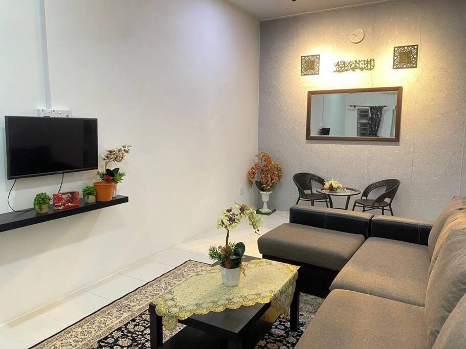 Uzma Homestay Kuala Sg Baru, Melaka House in Malaysia