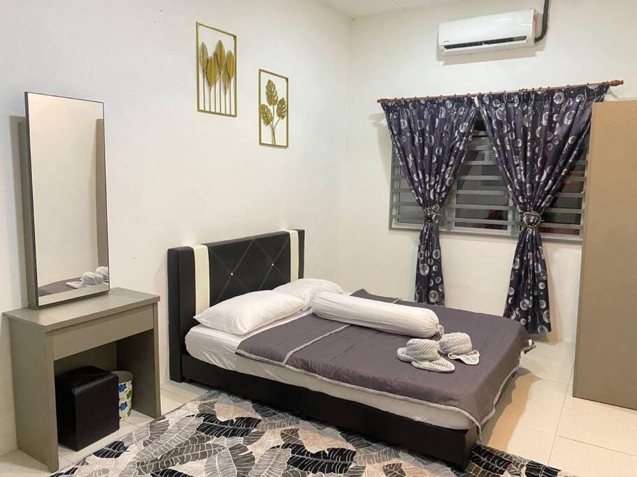 Uzma Homestay Kuala Sg Baru, Melaka House in Malaysia