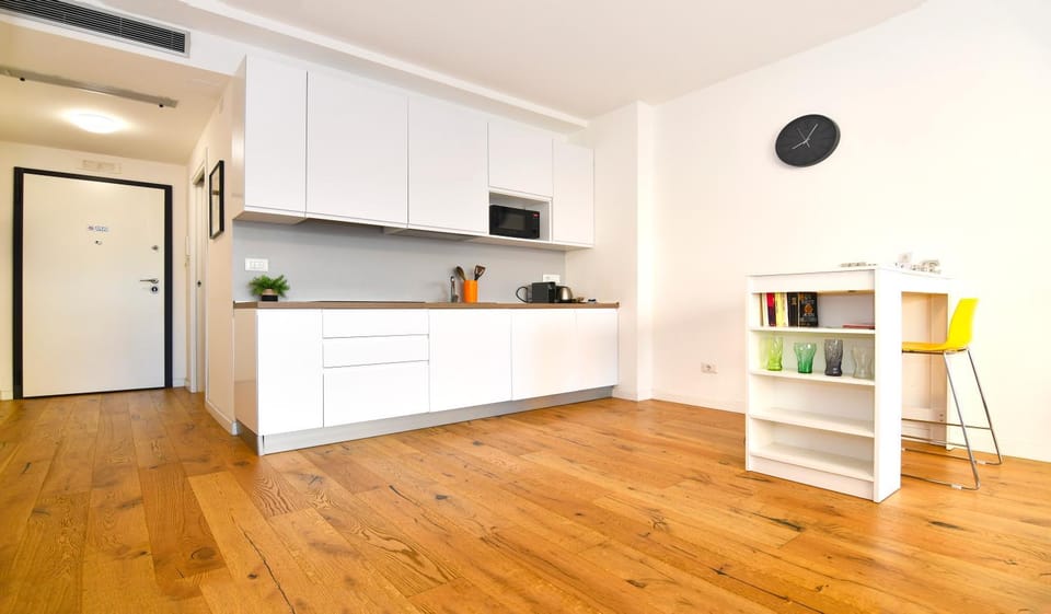 [Navigli-Tortona]Ampio Monolocale, Garage Gratuito Apartment in Milan