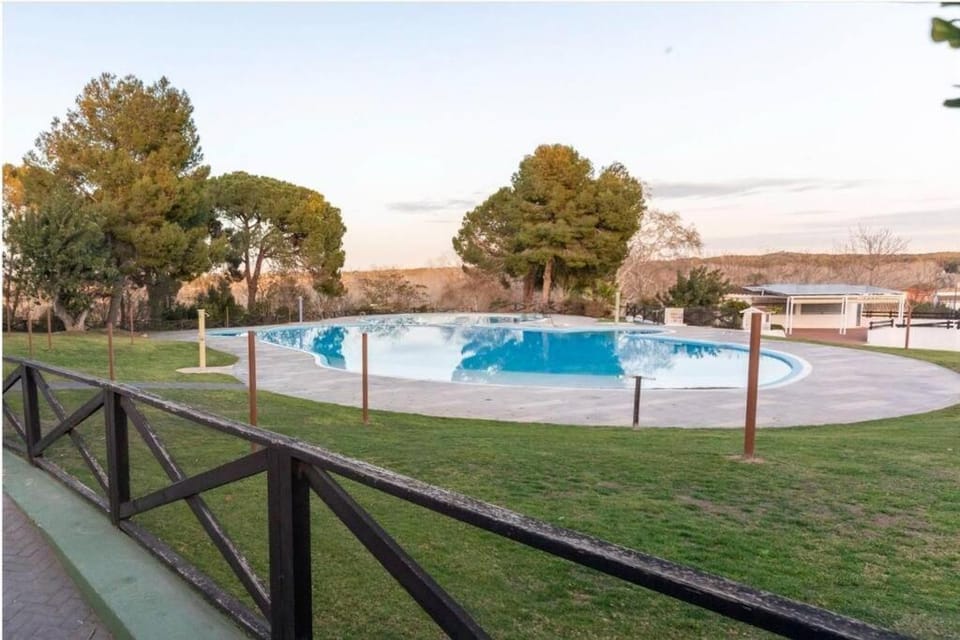 Oasis en Riba Roja del Turia House in Valencian Community