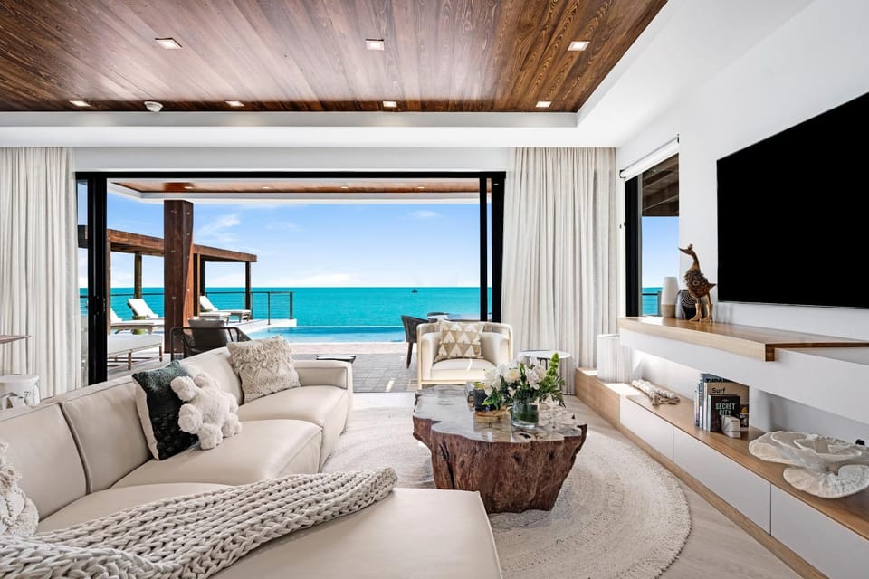 Villa Julia Villa in Turks and Caicos Islands