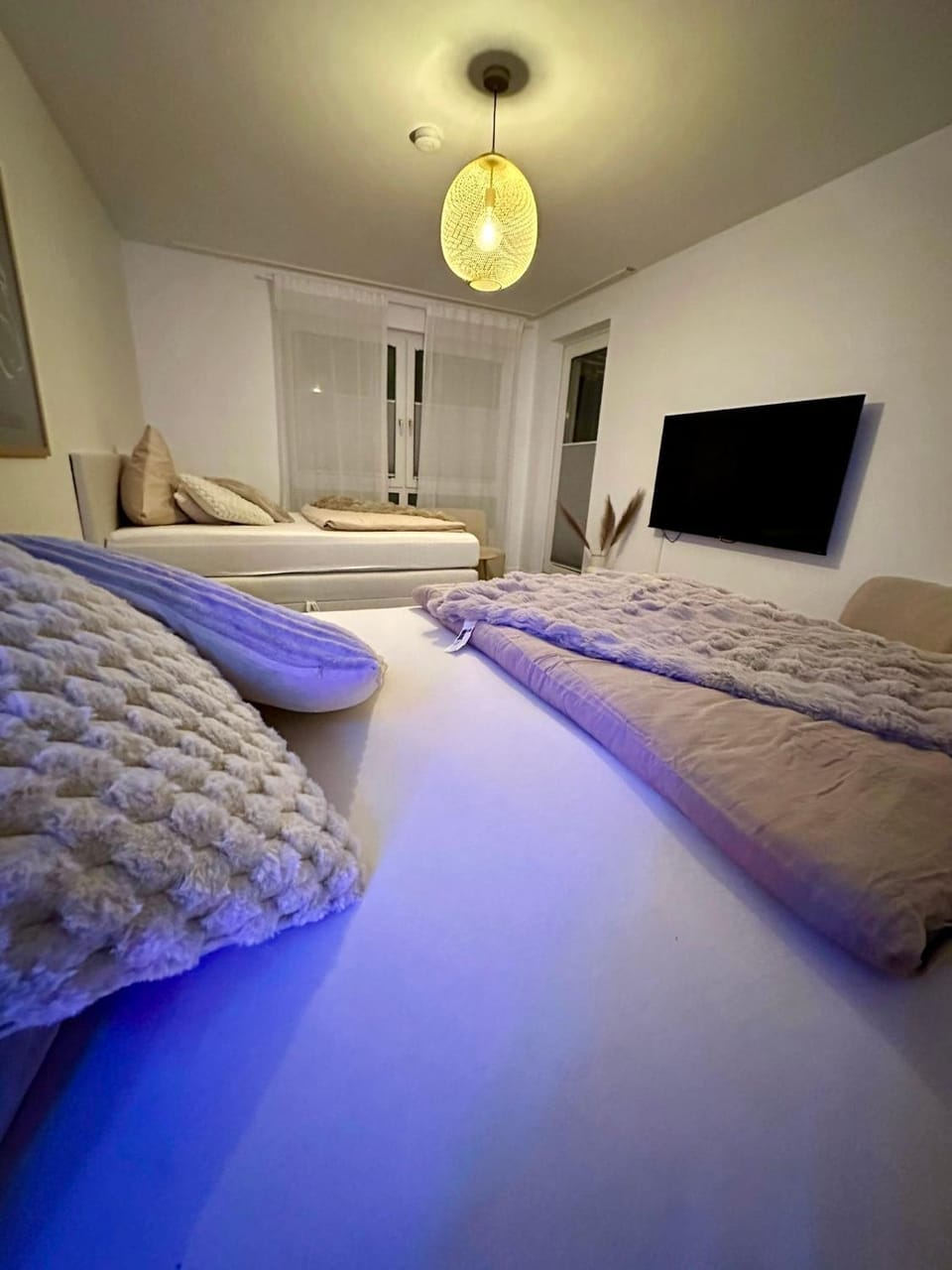 Bed, Photo of the whole room, Evening entertainment, Bedroom