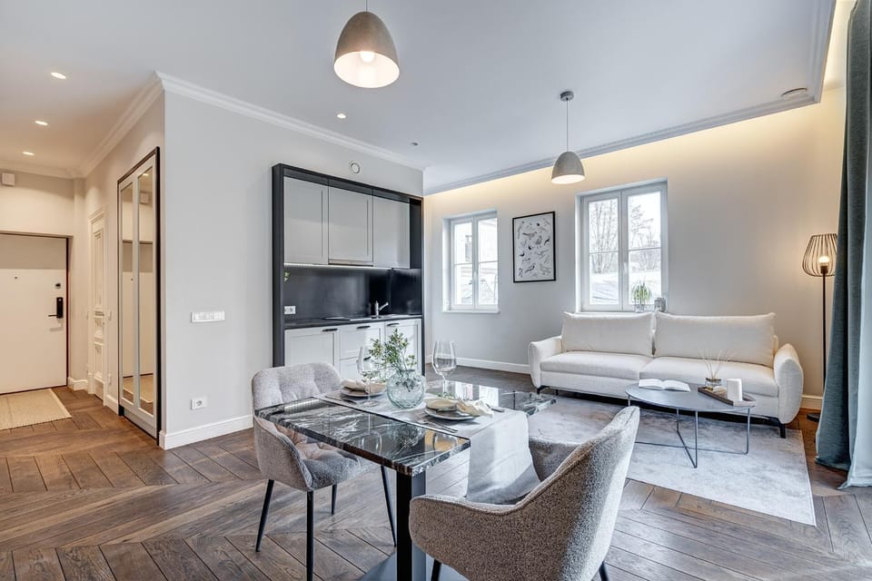 Kitchen or kitchenette, Living room