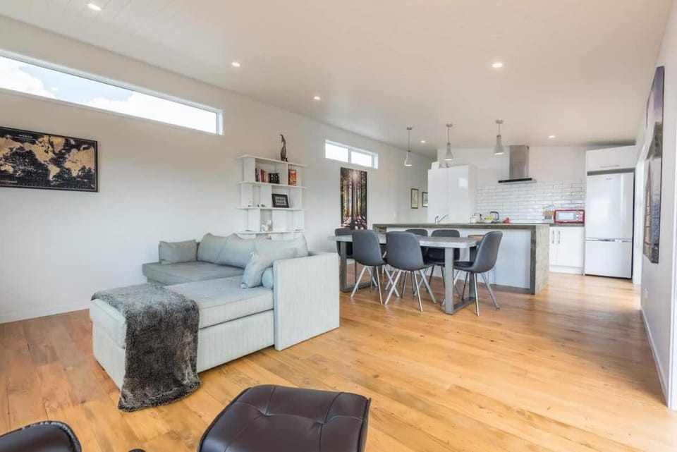 Lakeside Gem House in Rotorua