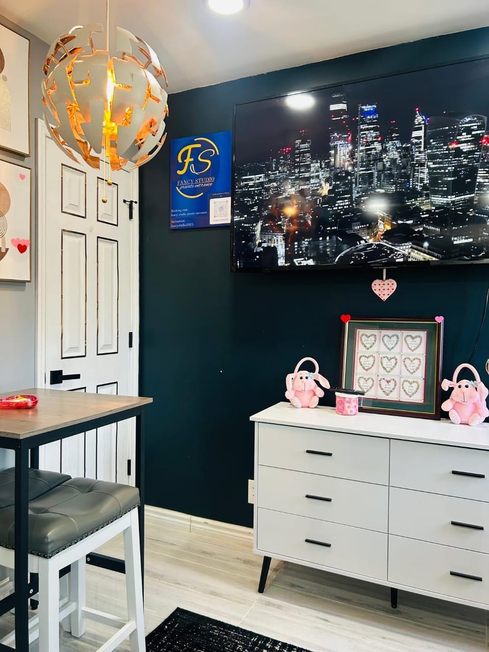 Fancy Studio Private Entrance Apartment in Long Island