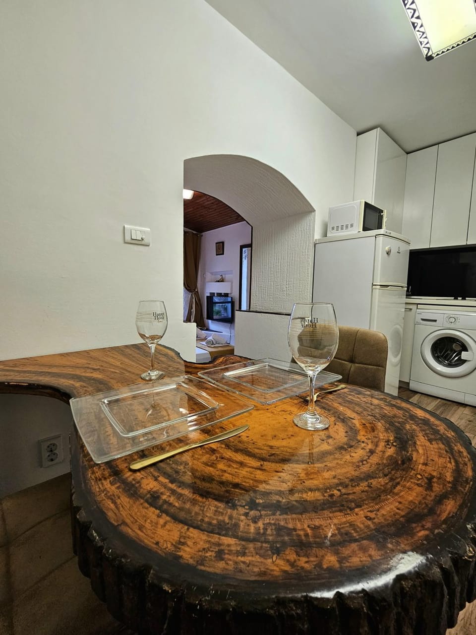 Kitchen or kitchenette, Living room, Seating area