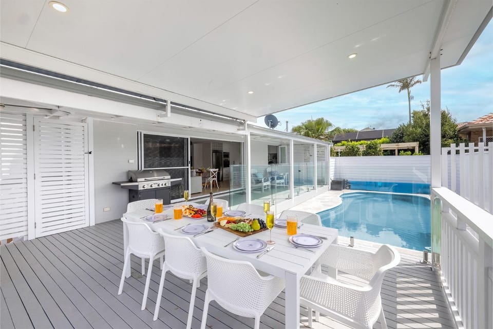 Patio, Swimming pool