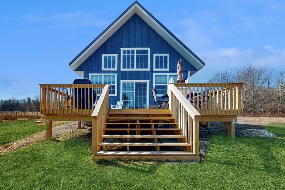 Vineyard Sanctuary House in Keuka Lake