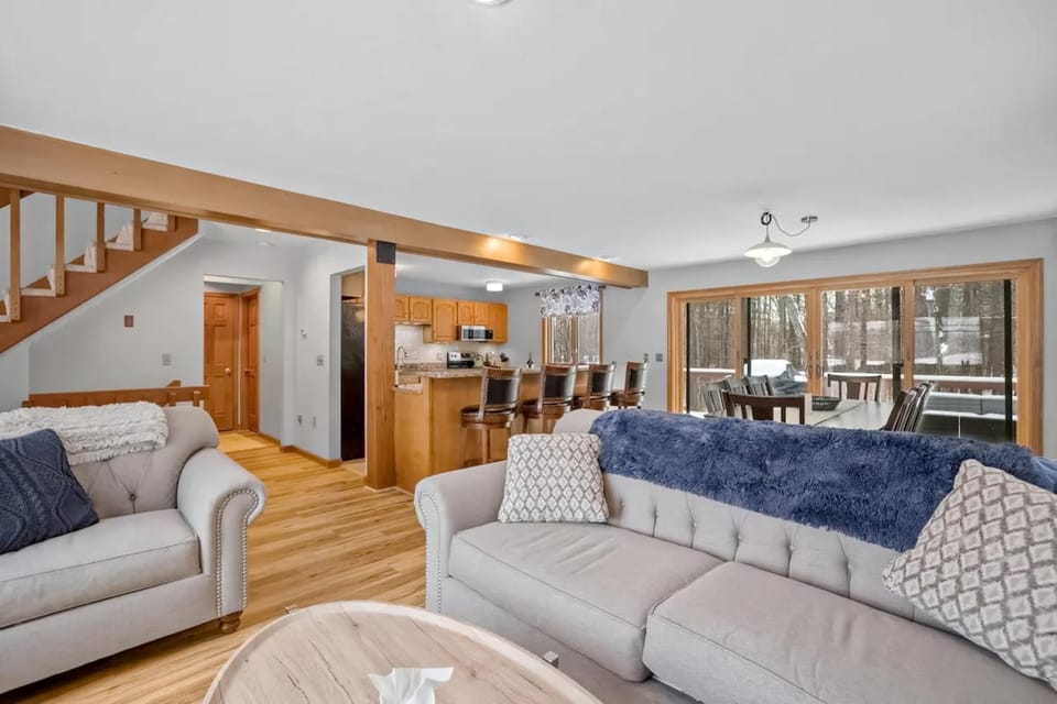 Gilford Family Retreat House in Belmont
