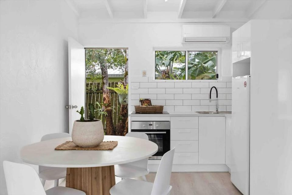 PA2 Stunning Sunshine Beach apt Pets welcome Apartment in Noosa Heads