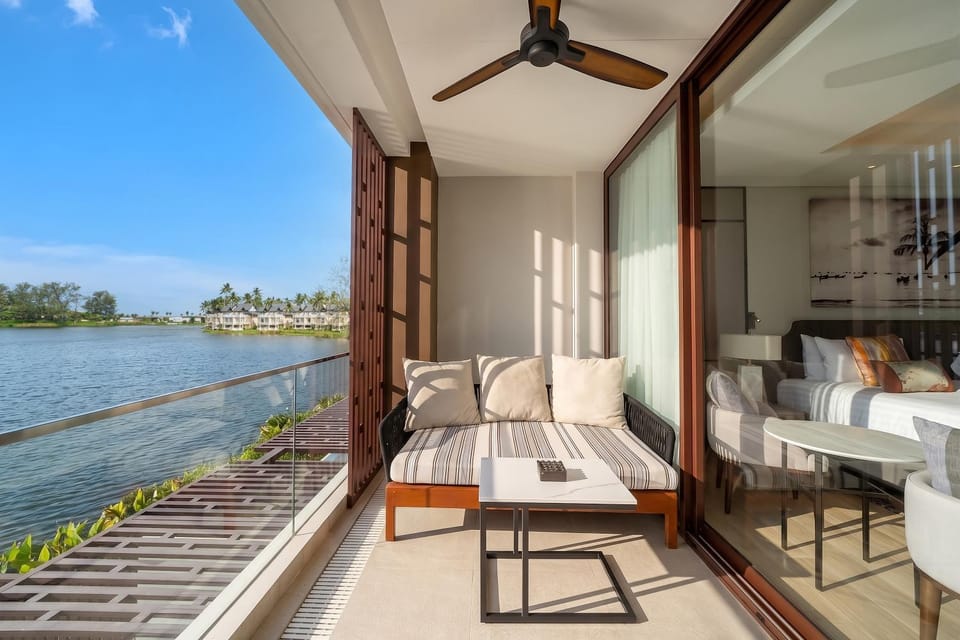 Day, Natural landscape, Balcony/Terrace, Lake view