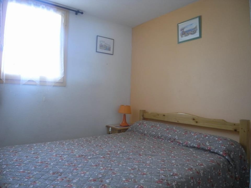 Villa 3 Pièces Climatisée, 5 Pers., à 800m de la Plage avec Jardin et Parking Sécurisé - FR-1-776-77 Villa in Argeles-sur-Mer