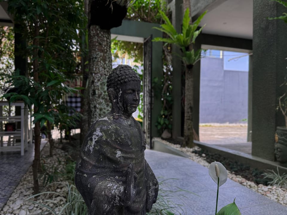 The Lodge Canggu Bed and Breakfast in North Kuta