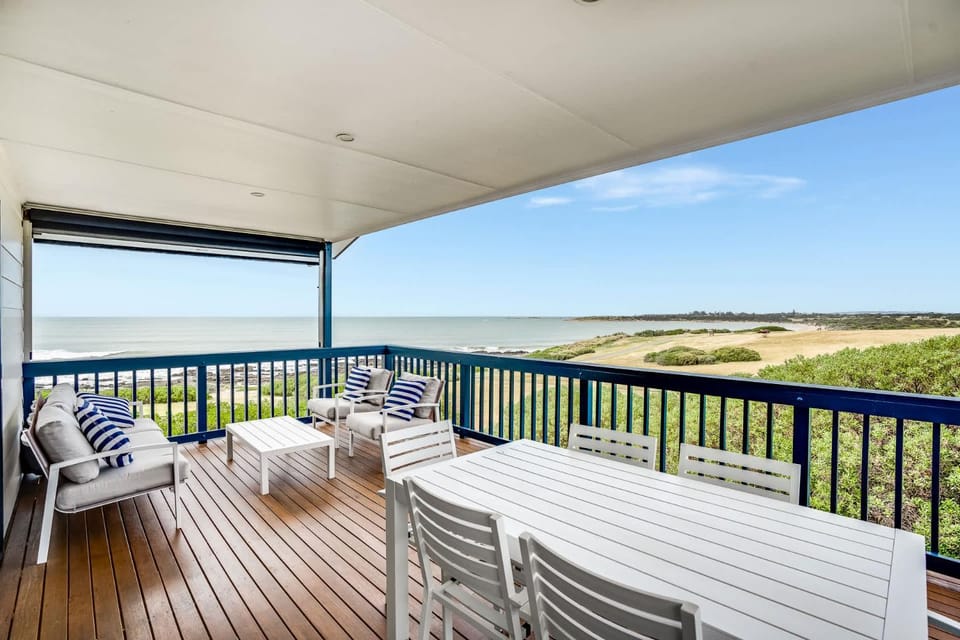 27 Seaview - Pets Negotiable - Wi-Fi - No Linen Included House in Middleton