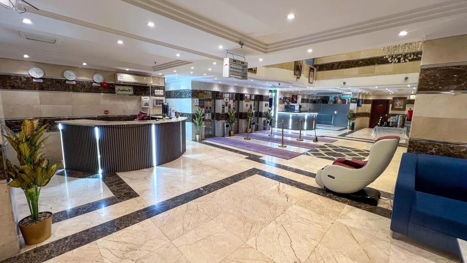 Property building, Seating area