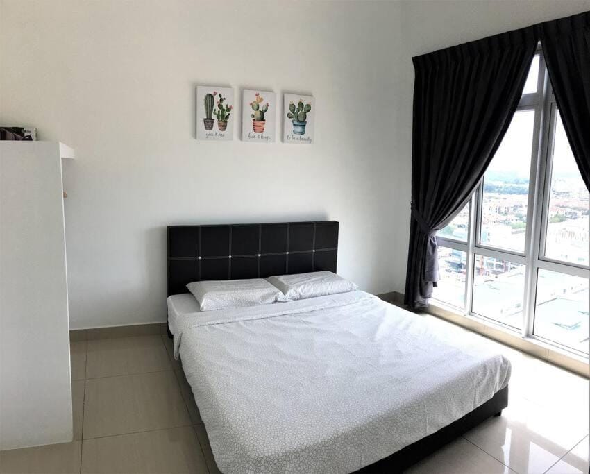 Cozy Homestay at Menara Hartamas 1-4pax Apartment in Johor Bahru