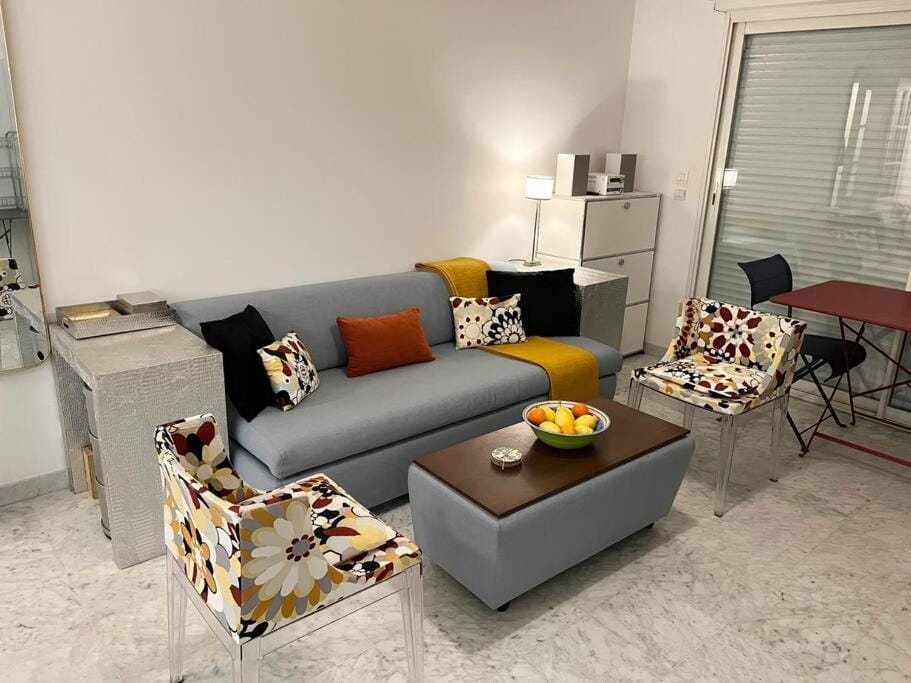 Modern Condo w Terrace 250m from Beach & Pool Apartment in Antibes