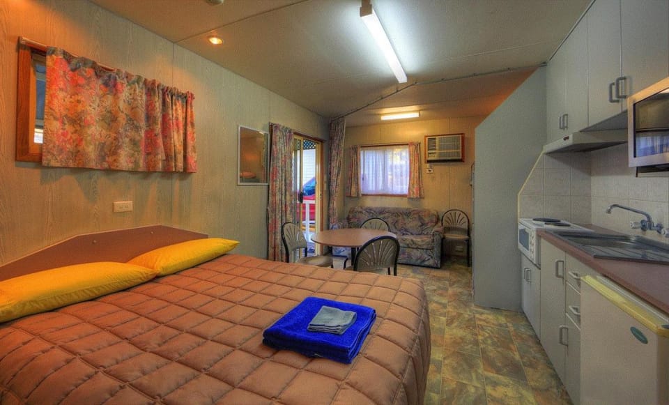 Highway Tourist Village Motel in Narrabri