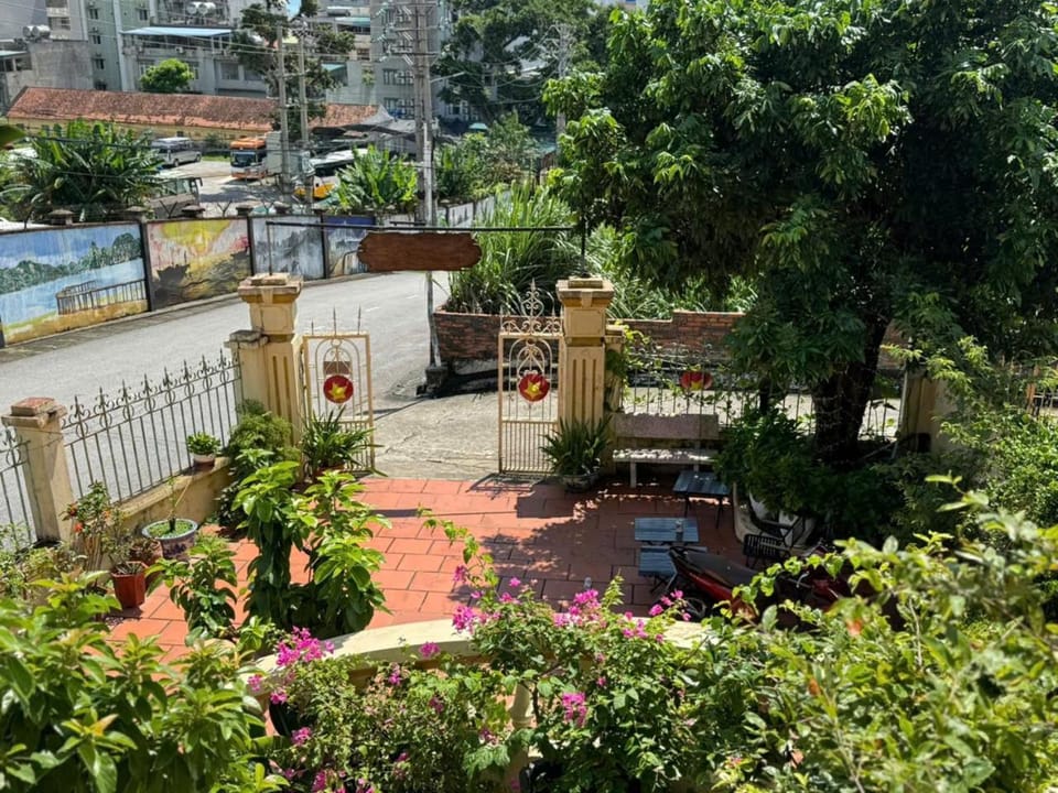 Inner courtyard view